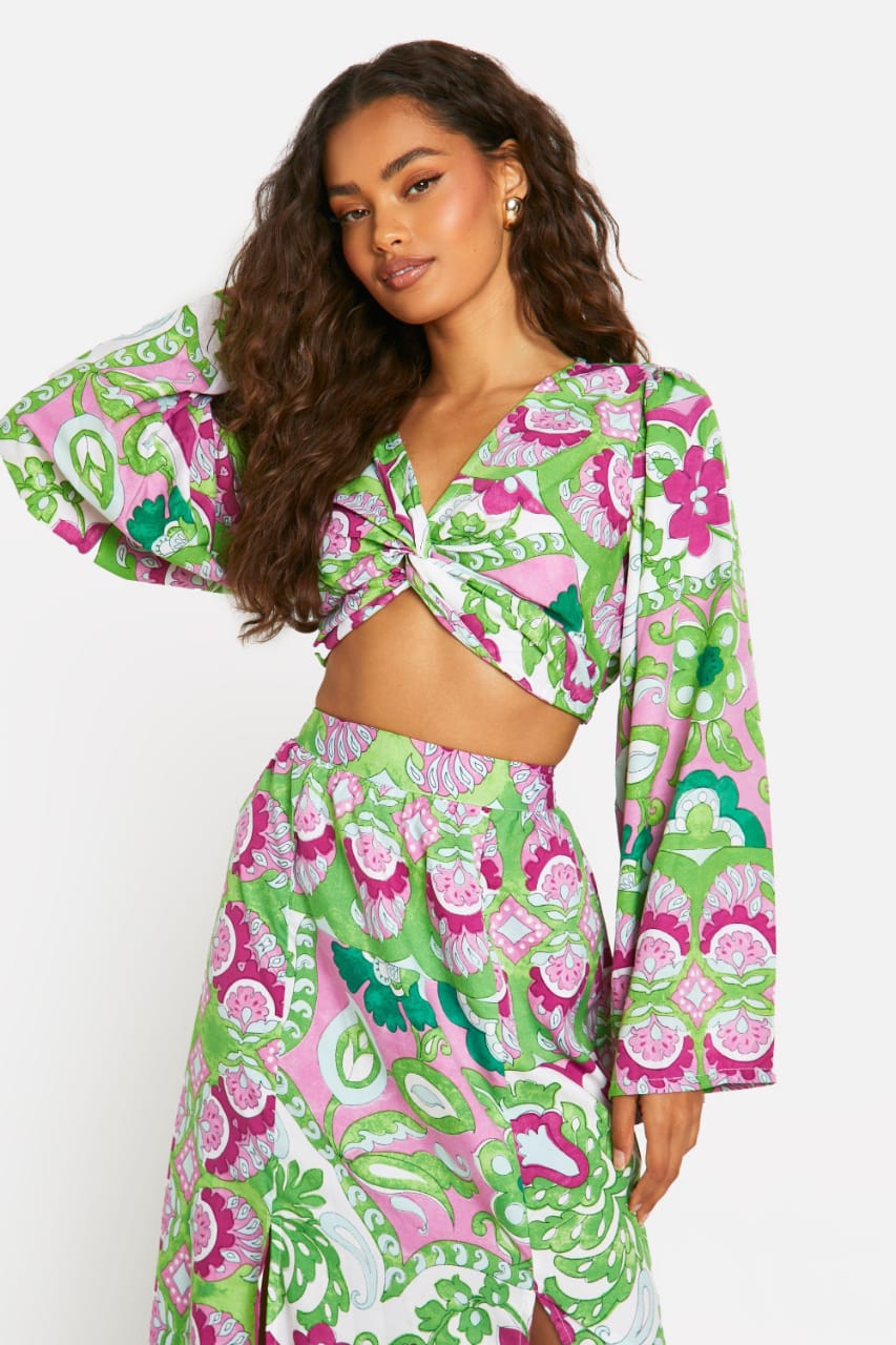 Boohoo Twist Front Crop Top